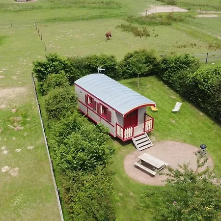 La Roulotte Des Matis Cheux