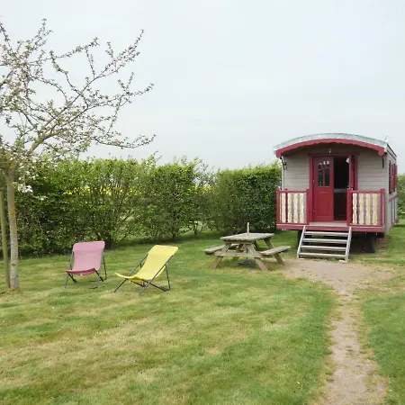 La Roulotte Des Matis ゲストハウス 3*