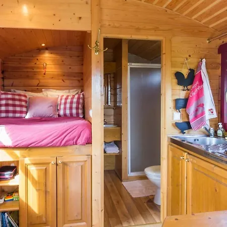 Maison d'hôtes La Roulotte Des Matis 3*