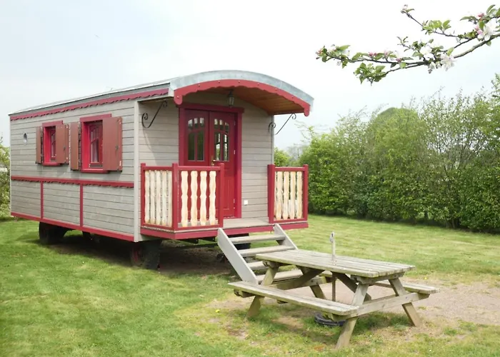 Guest house La Roulotte Des Matis Cheux